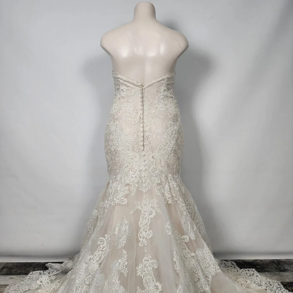 Allure Bridals 9407 Ivory Lace Mermaid Wedding Gown Size 1x-2x - Picture 4 of 11